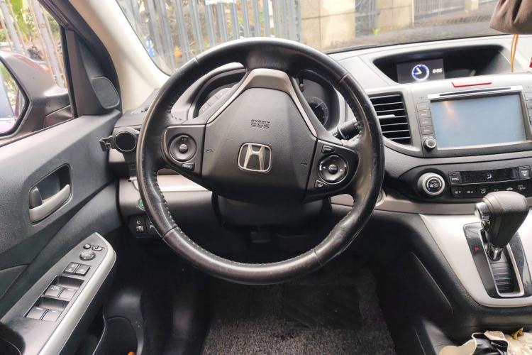 Used Honda CR-V 2012 2.4L four-wheel drive luxury version