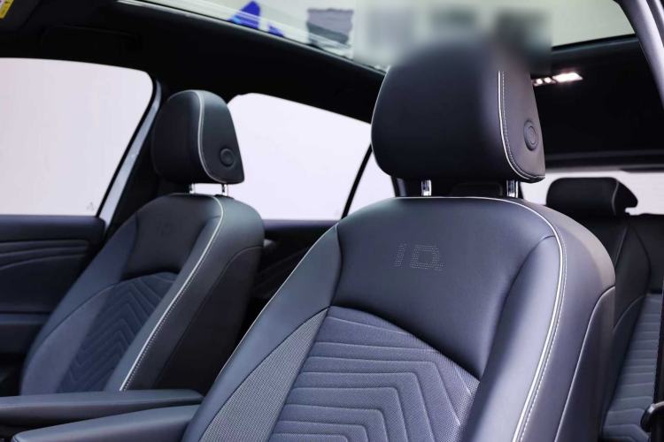 Used Volkswagen ID.3 2025 Smart Edition Outstanding Model Headliner