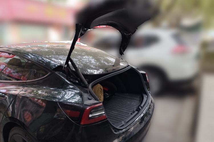 Used Tesla Model 3 2022 Rear-Wheel-Drive Version
