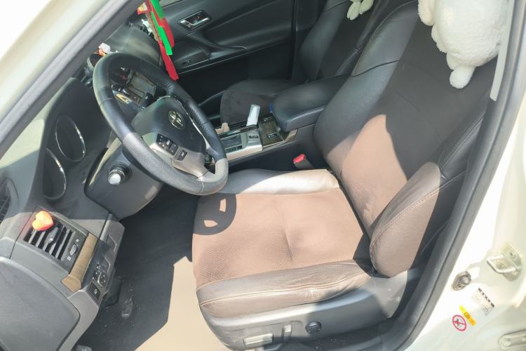 Used Toyota Reiz 2013 2.5V Shangrui Edition Left Front Seat