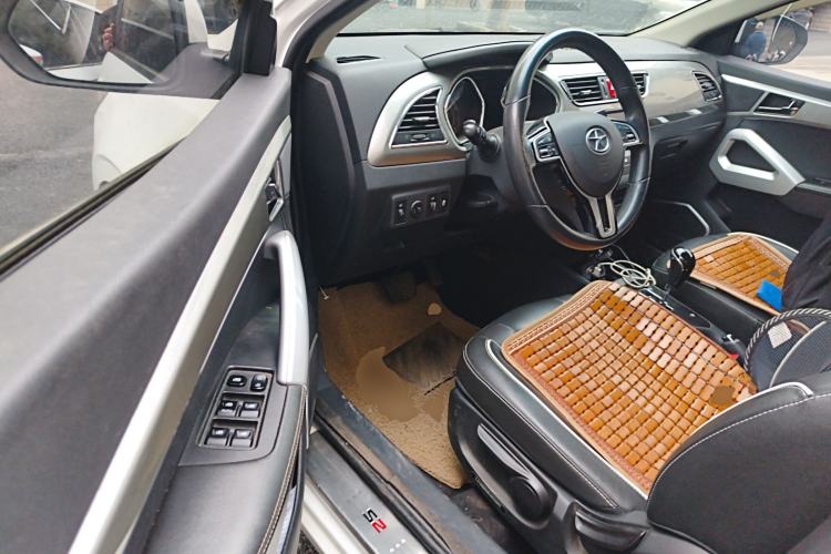 Used JAC Refine S2 2015 1.5L CVT Luxury Smart Version
