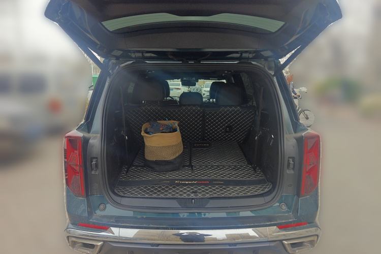 Used GAC Trumpchi GS8 2022 Double-Energy Series 2.0TM Four-Wheel Drive Premium Edition (7 Seats) Trunk