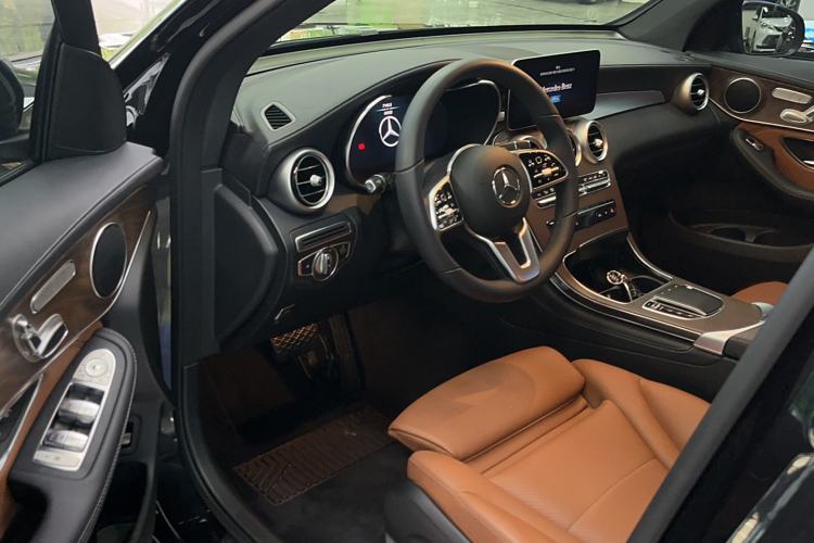 Used Mercedes-Benz GLC 2020 Facelift GLC 260 L 4MATIC Luxury Edition