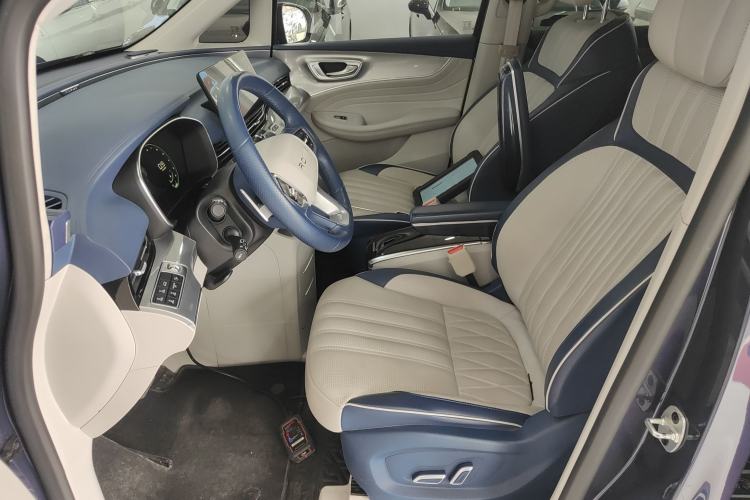 Used Roewe iMAX8 2022 400TGI Prestige Edition
