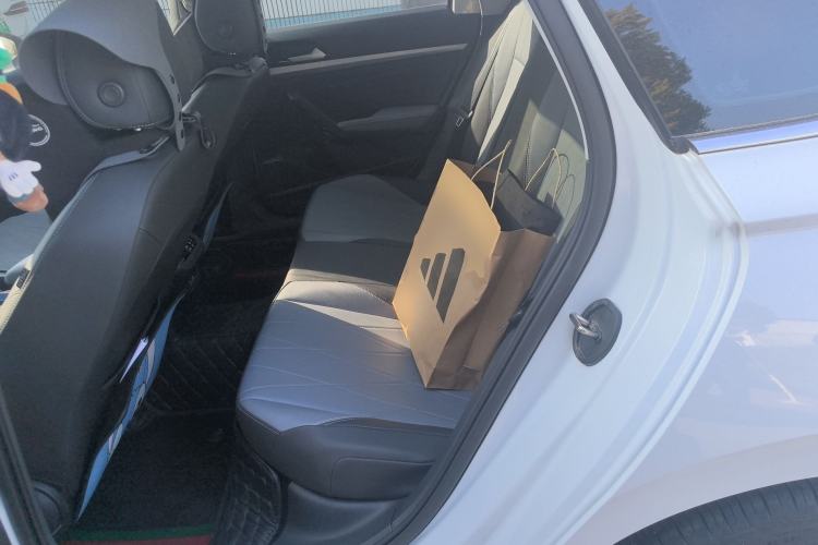 Used Volkswagen Lavida 2023 Revised Version 1.5L Automatic Starry Sky Edition – 5 Million Units
