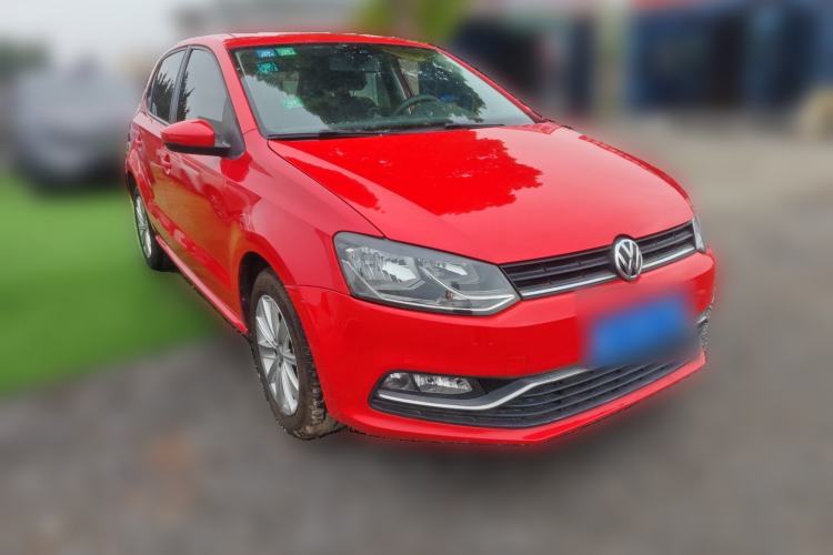 Used Volkswagen Polo 2014 1.4L Automatic Comfort Edition Front Right 45 Deg