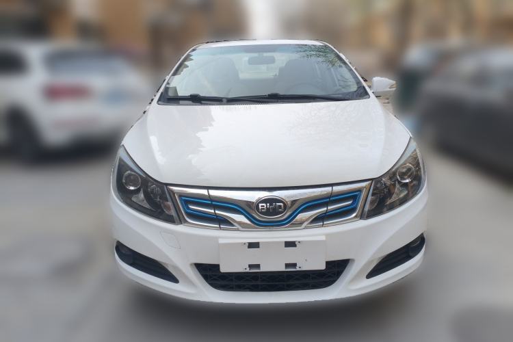 Used BYD e5 2017 300 Prestige Edition