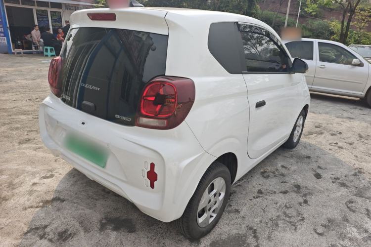 Used Roewe Clever 2021 302 km New Four-Seater Super-Efficient Version
