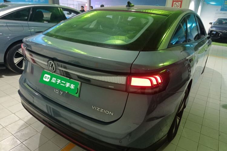 Used Volkswagen ID.7 VIZZION 2024 AIR model Rear