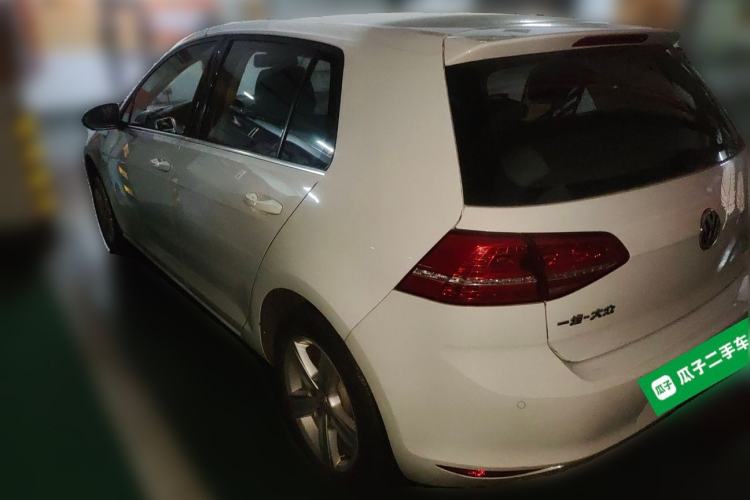 Used Volkswagen Golf 2016 1.6L Automatic Comfort Model Rear Left 45 Deg