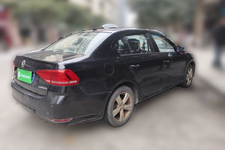 Used Volkswagen Lavida 2017 1.6L Manual Fashion Edition
