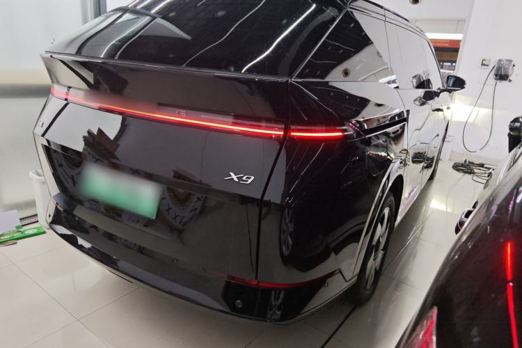 Used XPeng X9 2024 610 Long-Range Pro