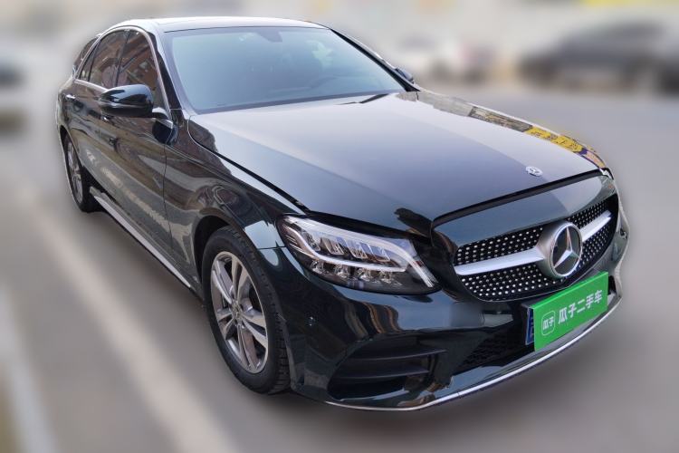 Used Mercedes-Benz C-Class 2021 C 200 L Fashion Edition Sport Version Front Right 45 Deg