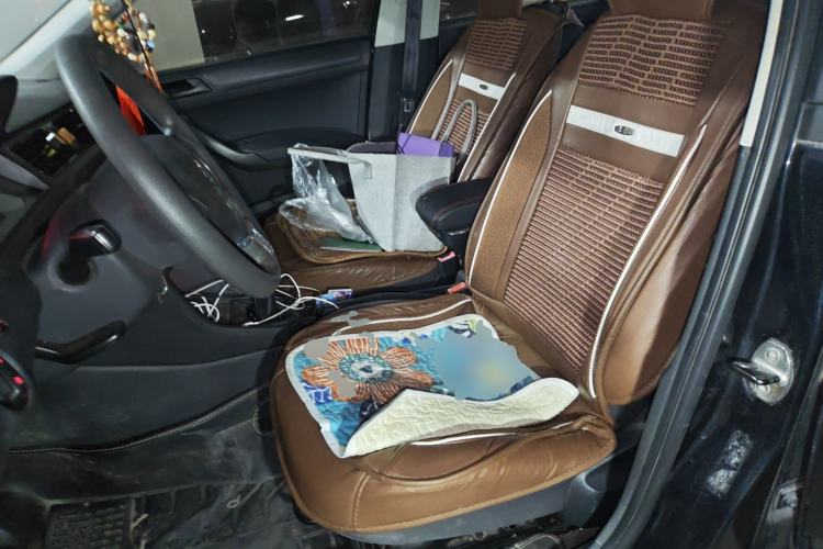 Used Volkswagen Santana 2013 1.6L Manual Fashion Edition Left Front Seat