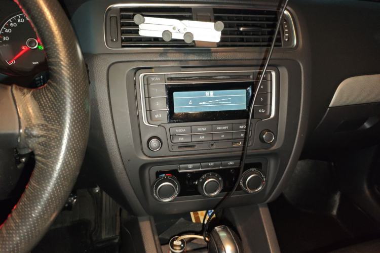 Used Volkswagen Sagitar 2014 Revised Version 1.6L Automatic Comfort Edition