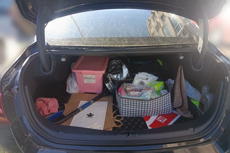 Used Hongqi H5 2020 1.5T DCT Flagship Edition Trunk