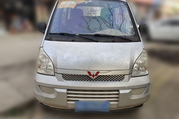 Used Wuling Rongguang 2014 1.2L S Base Model
