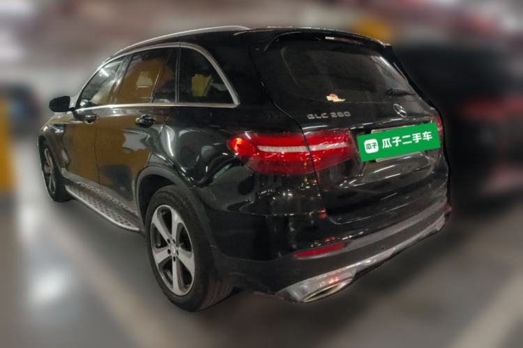 Used Mercedes-Benz GLC 2016 GLC 260 4MATIC Luxury Model