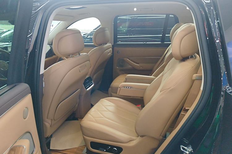 Used Hima AITO M8 2025 Extended-Range Max+ Version 53.4 kWh 6-Seater Edition Left Rear Seat