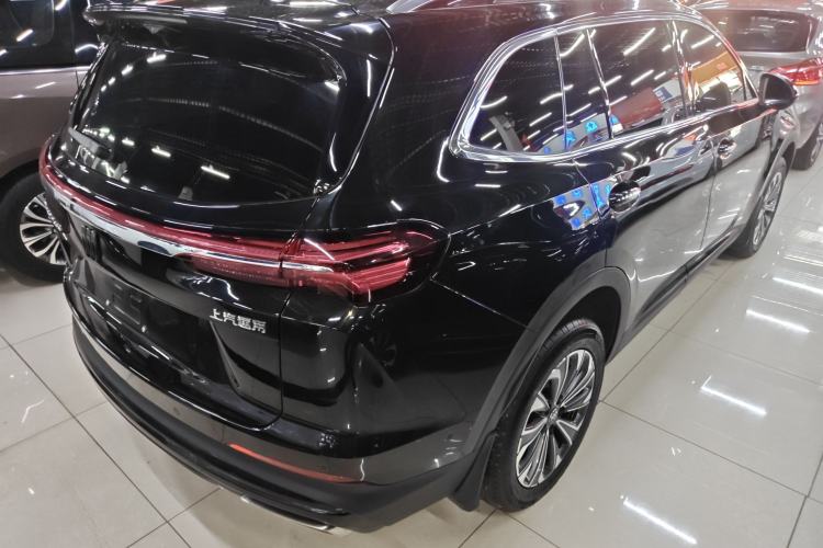 Used Buick Envision 2024 Encore Plus 28T AWD Luxury Edition Rear Right 45 Deg