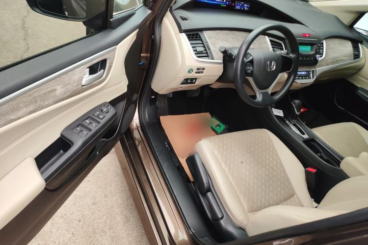 Used Honda Jade 2017 1.8L automatic Comfort version 5 seats