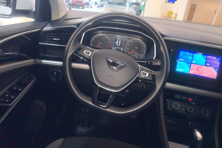 Used Jetta VS7 2023 280TSI Automatic Trend Edition
