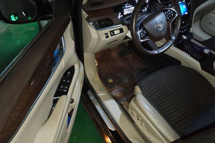 Used Cadillac XTS 2013 28T Elite Edition
