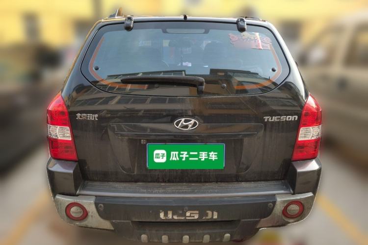 Used Hyundai Tucson 2009 2.0L Manual Two-Wheel Drive Fashion Edition