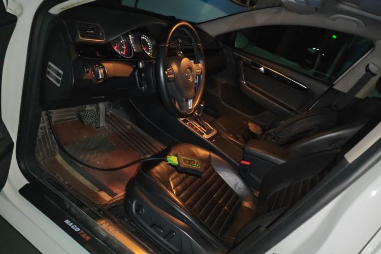 Used Volkswagen Magotan 2012 Revised 1.8TSI Luxury Version
