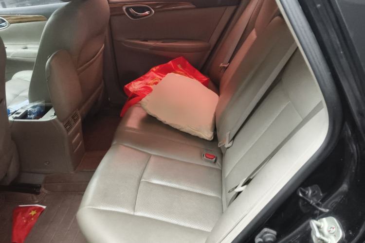 Used Nissan Sylphy 2014 1.6XV CVT Deluxe Edition Left Rear Seat