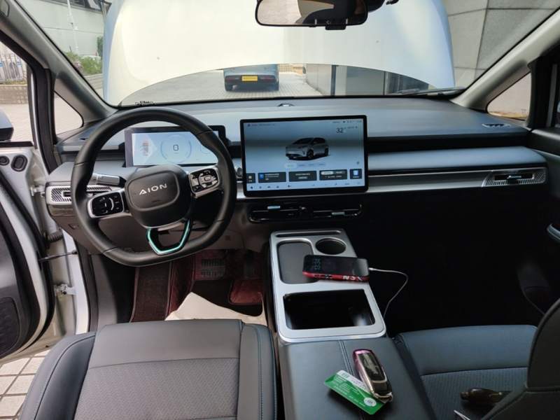 Used AION Y 2023 Younger Star Edition — 9
