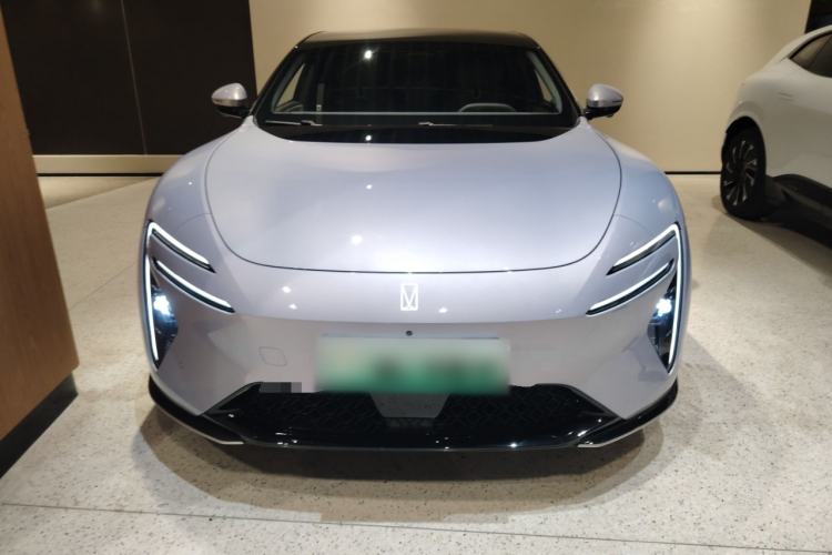 Used Avatr 06 2025 Pro Range-Extended Edition Front