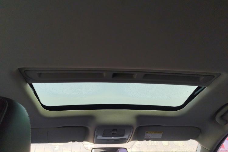 Used Roewe i6 2020 PLUS 1.6L CVT 4G Connected Glory Flagship Edition
