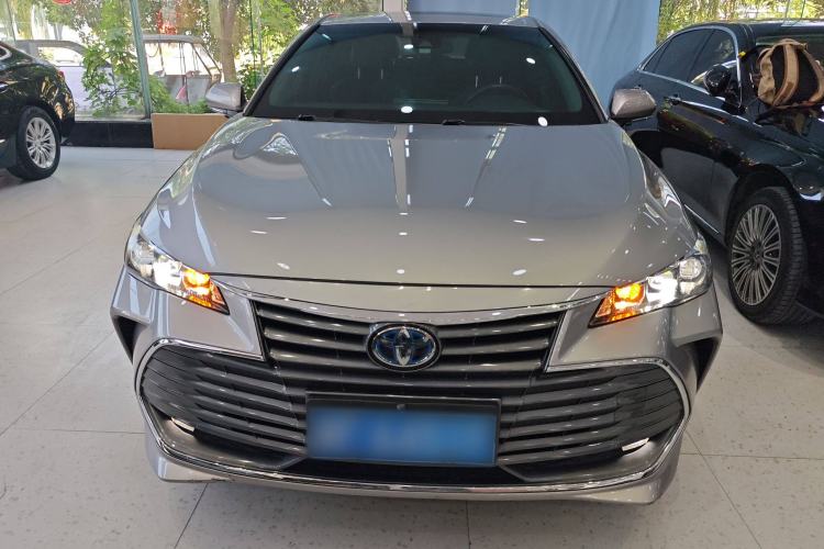 Used Toyota Avalon 2022 Dual-Engine 2.5L XLE Premium Edition Exterior 1