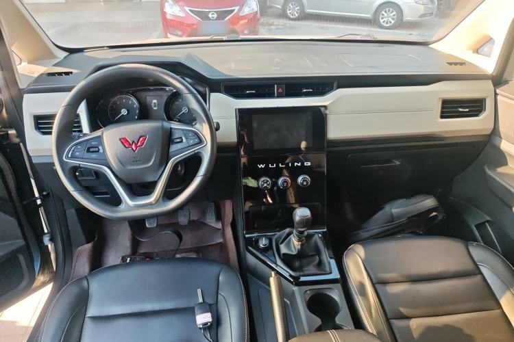 Used Wuling Zhengcheng 2021 1.5T Manual Luxury Version