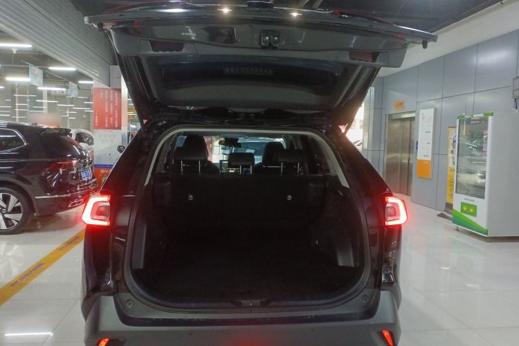 Used Toyota Wildlander 2022 2.0L CVT 4x4 Luxury PLUS Edition