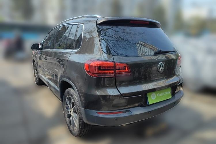 Used Volkswagen Tiguan 2015 1.8TSI Automatic Two-Wheel Drive Luxury Model Rear Left 45 Deg