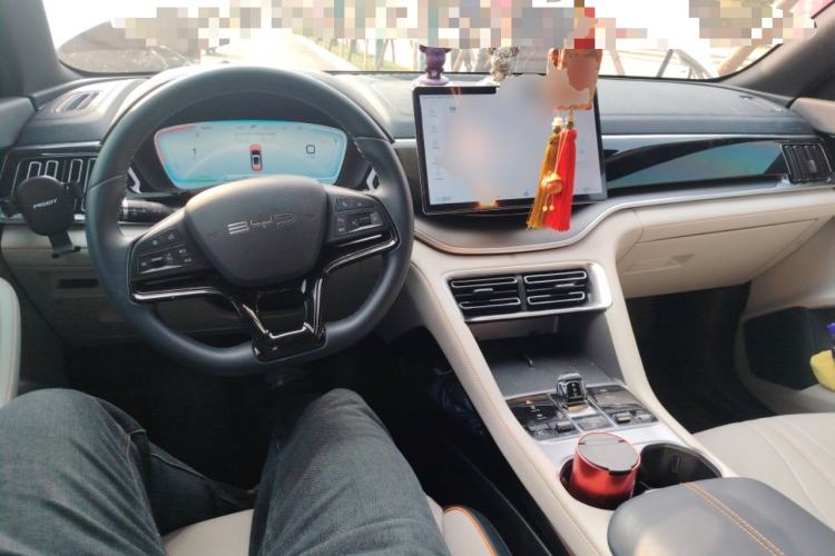 Used BYD Song PLUS New Energy 2023 Champion Edition DM-i 110KM Flagship Model
