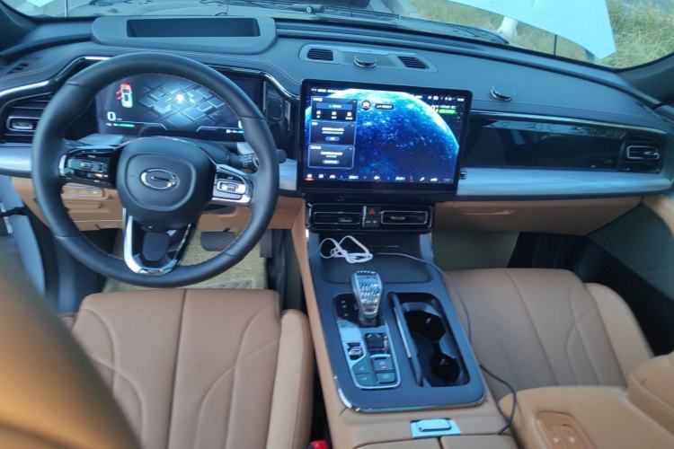 Used GAC Trumpchi ES9 2024 PHEV with 143 km Max