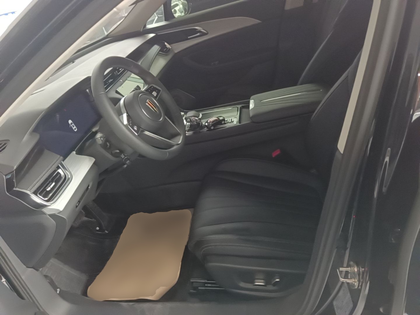 Hongqi H5 2025 2.0T Automatic Flag Edition – 500 000 Units Commemorative Version — снимка 17