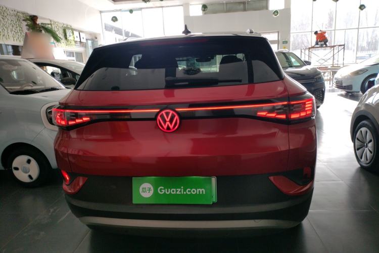 Used Volkswagen ID.4 CROZZ 2021 Long-Range PRO Two-Wheel Drive Version
