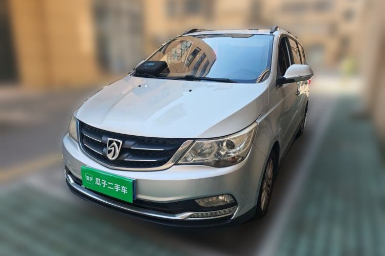 Used Baojun 730 2015 1.8L Manual Luxury Navigation ESP Version 7-seater