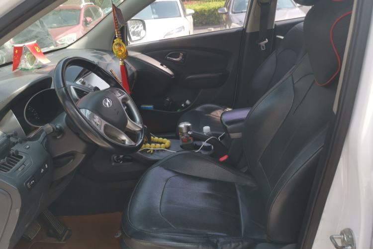 Used Hyundai ix35 2015 2.0L Automatic 2WD Smart Type China IV
