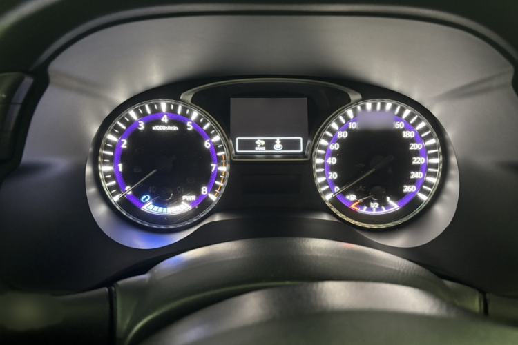 Used Infiniti QX60 2016 2.5 S/C Hybrid Two-Wheel-Drive Excellence Edition China V Standard