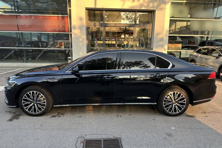 Used Volkswagen Phideon 2021 380TSI Luxury Edition
