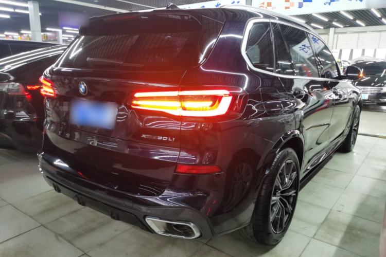 Used BMW X5 2022 Restyled xDrive 30Li Luxury Version M Sport Package