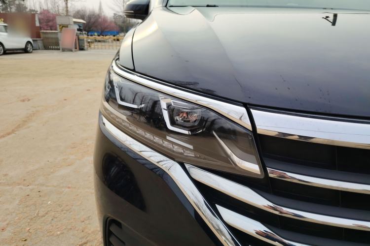 Used Volkswagen Viloran 2020 330TSI Luxury Edition
