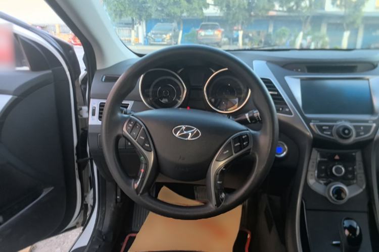 Used Hyundai Elantra (5th Generation / Langdong) 2016 1.6L Automatic Prestige Model