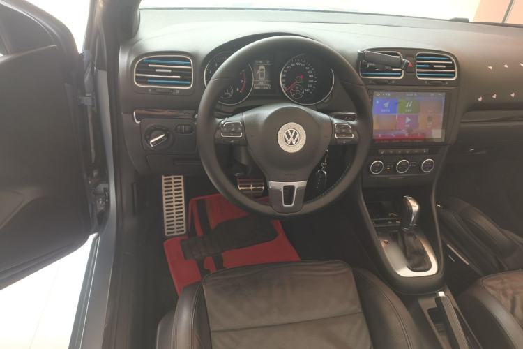 Used Volkswagen Golf 2012 1.4TSI Luxury Convertible Edition Steering Wheel