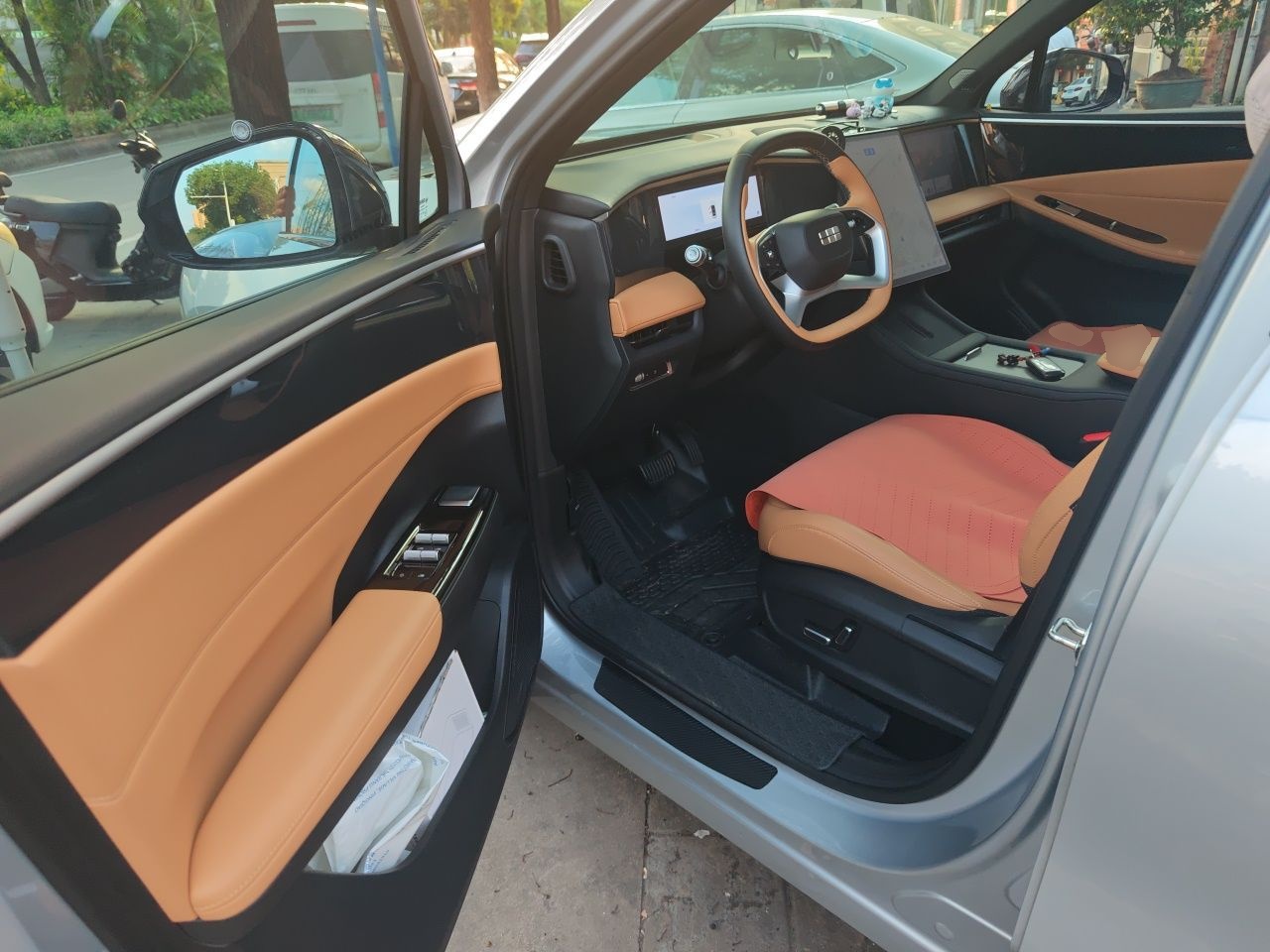 Geely Galaxy L7 2024 1.5T 55km PRO Dragon Edition — снимка 13
